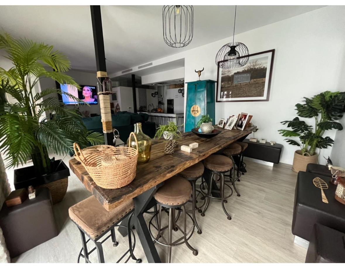 Casa Duque Compartida Familiar 1-Habitacion Con Bano Propio Seville Ngoại thất bức ảnh